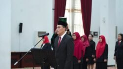 Hendra Jabat Pj Sekda Kalbar. Ini Pesan Penting Ria Norsan