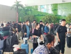 16 Penerbangan di Supadio Batal Akibat Erupsi Anak Krakatau di Soetta