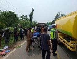 Remaja Tewas di Tabrak Trailer. Pengemudi Hilux Kabur