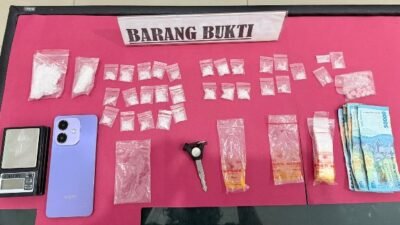 Pasutri Tertangkap Basah Bawa Sabu dan Ekstasi