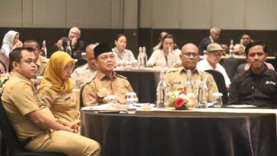Pemprov Kalbar meminta masukan kepada masyarakat terkait Rancangan Peraturan Gubernur (Rapergub) sebagai aturan pelaksana Perda Nomor 1 Tahun 2022 tentang Pembukaan Lahan Perladangan Berbasis Kearifan Lokal, Selasa (27/10/2026). Foto: ist/berkatnewstv